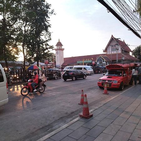Supanich Condo Opposite The Train Station Chiangmai Чіангмай Екстер'єр фото